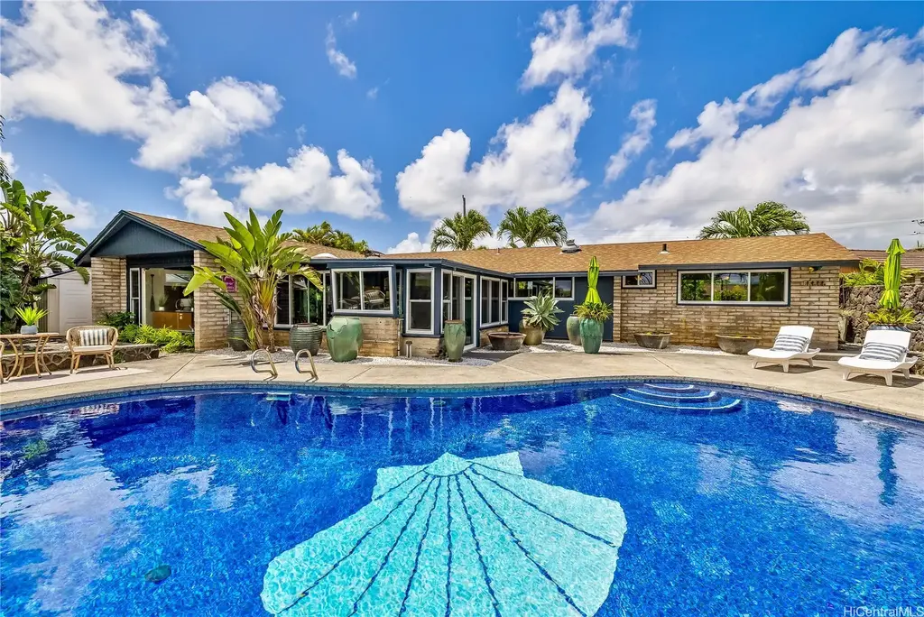 126 Mahealani Place, Kailua