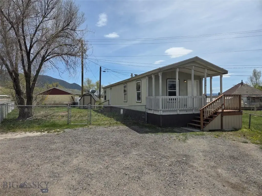 2904 Walnut, Butte