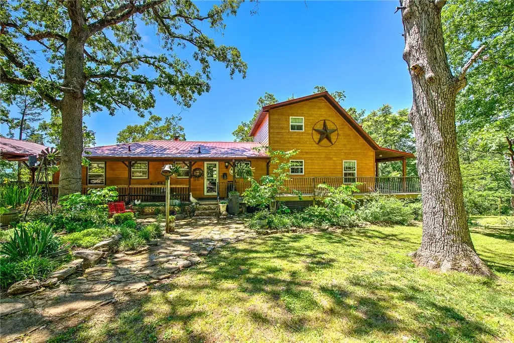 1387 County Road 306, Berryville