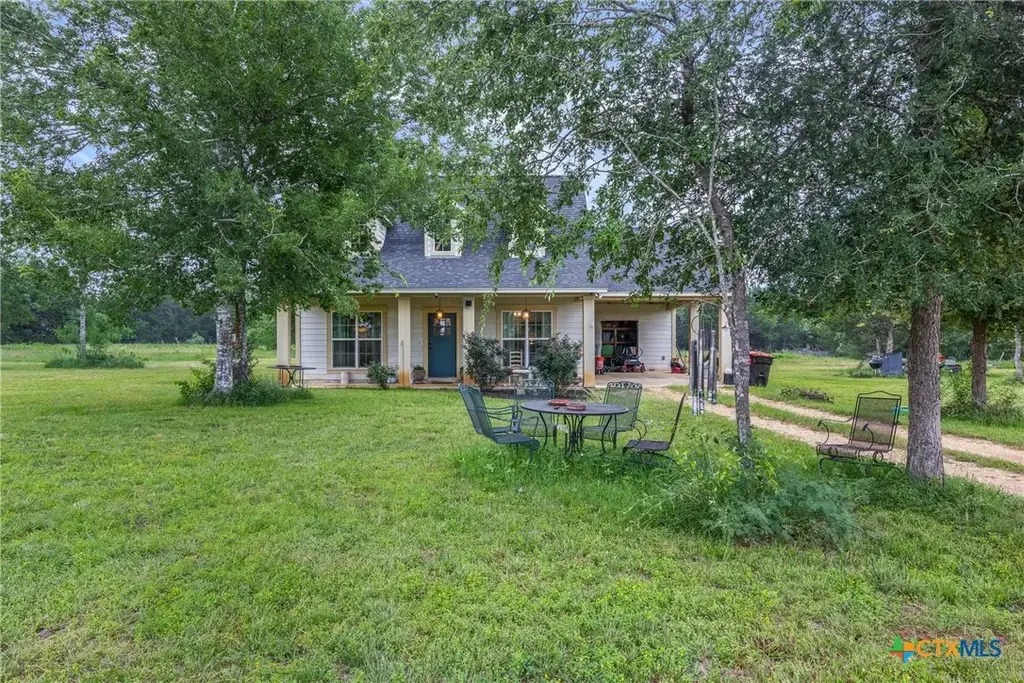 241 Cistern Road, Rosanky