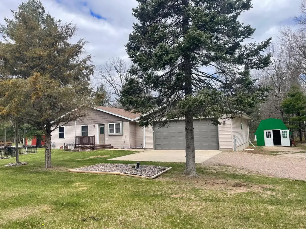 11664 Heyrman Dr, Crivitz