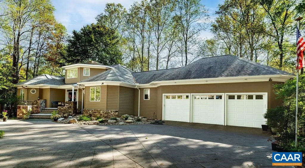 105 Saddleback Knl, Nellysford