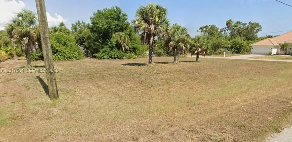 5 of 6 - 133 Antilla Drive W, Port Charlotte, FL