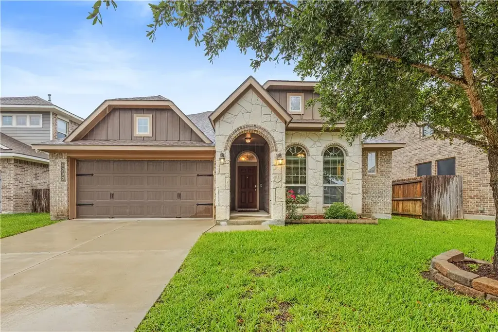 4202 Shallow Creek Court, College Station