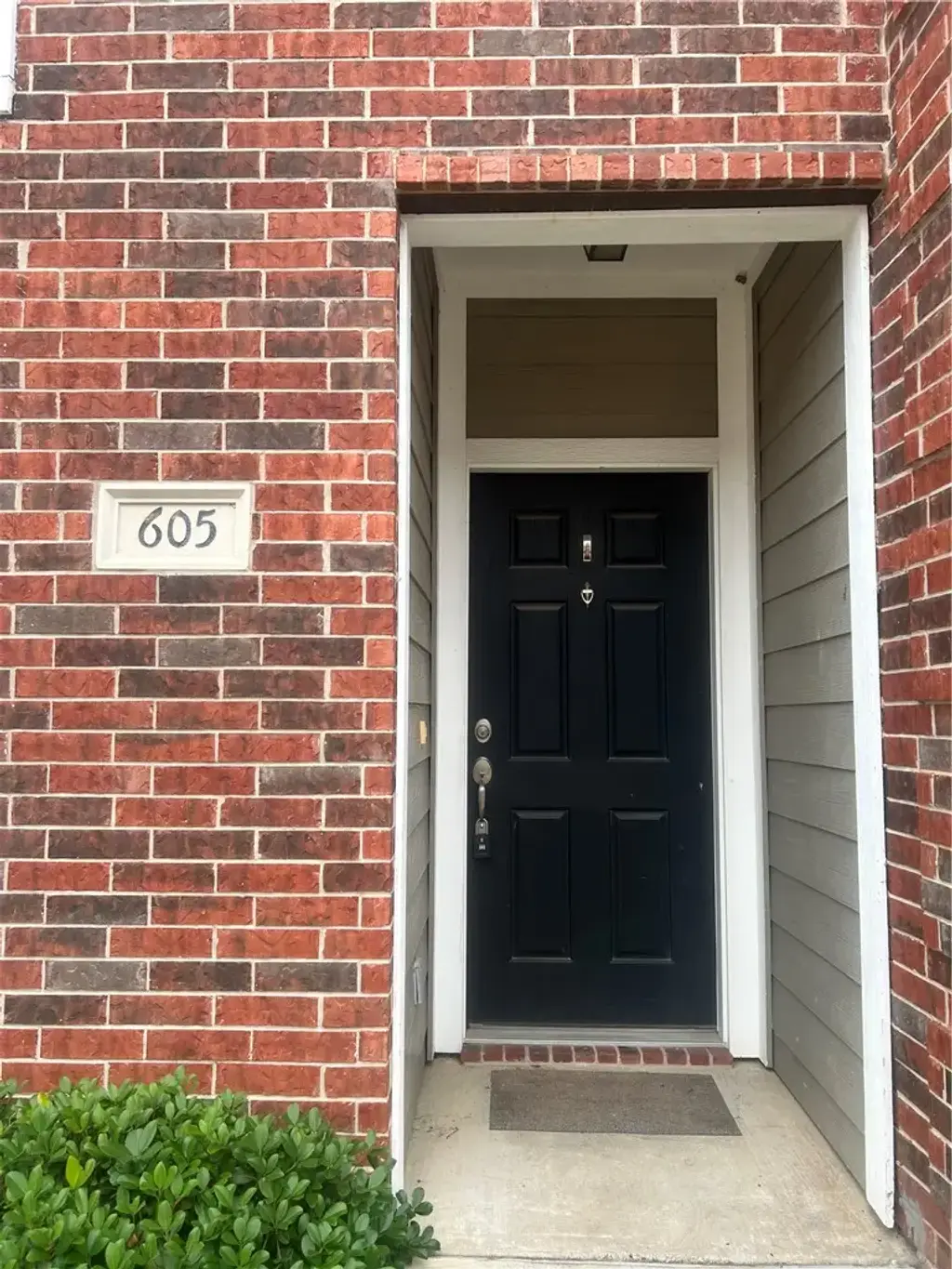 1198 Jones Butler Road 605, College Station