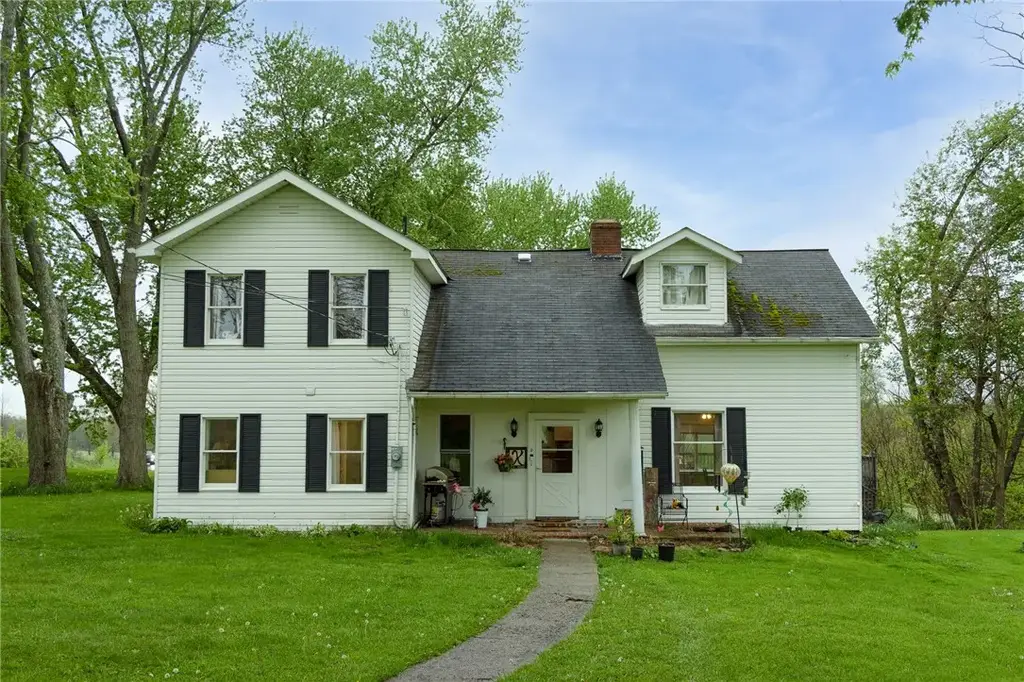285 Poole Road , Lake