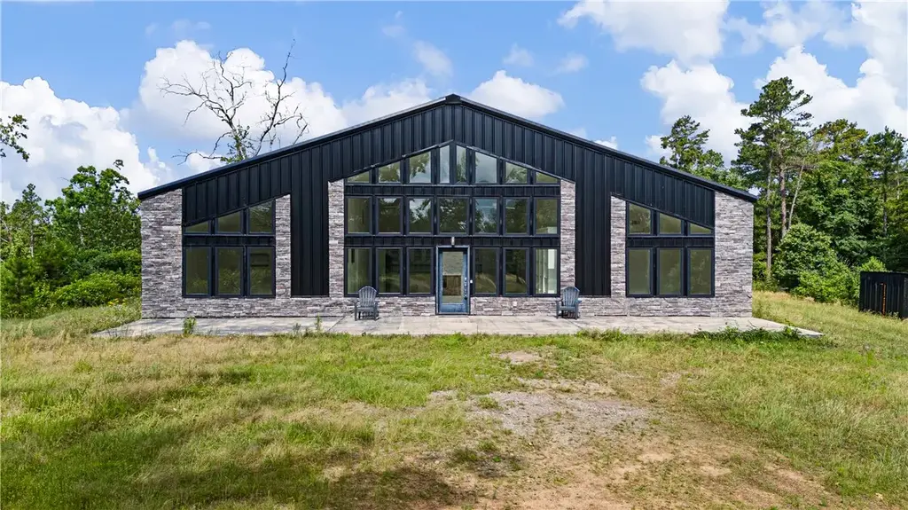 10606 Hickory Grove Road, Belleville