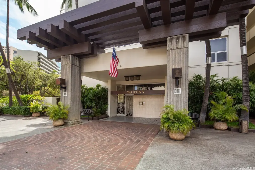 469 Ena Road # 2103, Honolulu