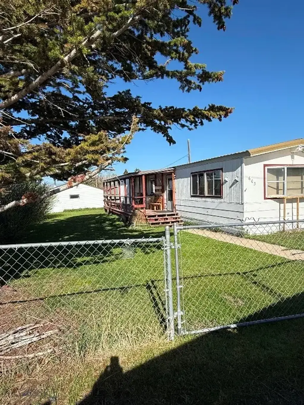 603 Fourth Avenue Se, White Sulphur Springs