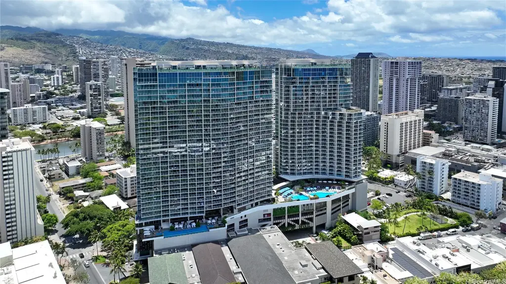 (unit #1703) 383 Kalaimoku Street, Honolulu