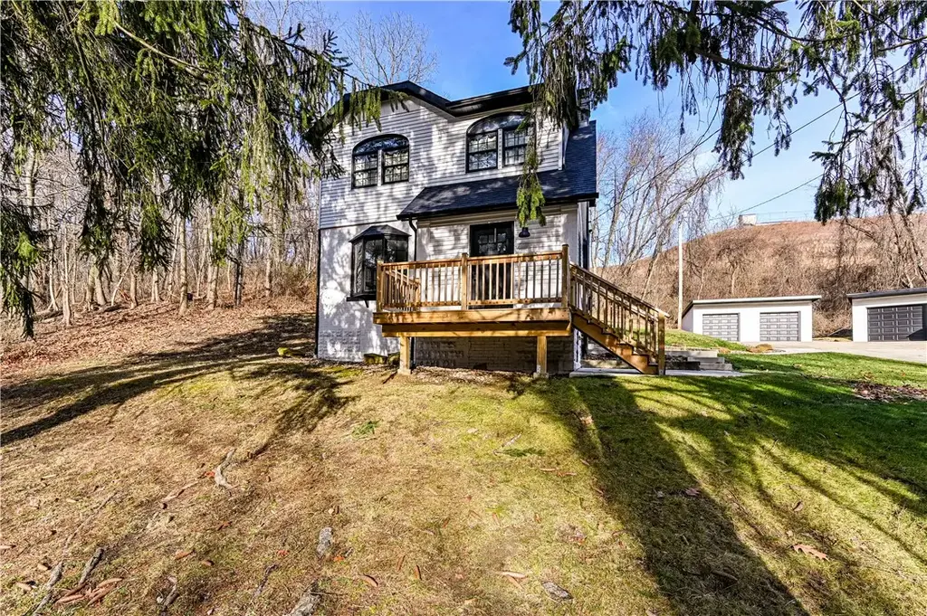 4263 Pa Route 136, Hempfield