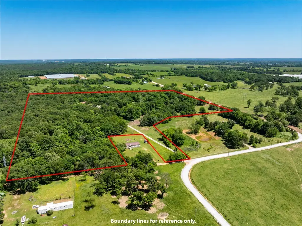 21222 W Big Springs Road, Gravette