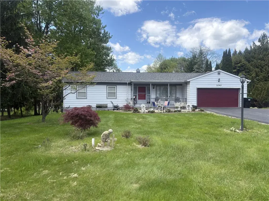 1040 Hermitage Road , Hermitage