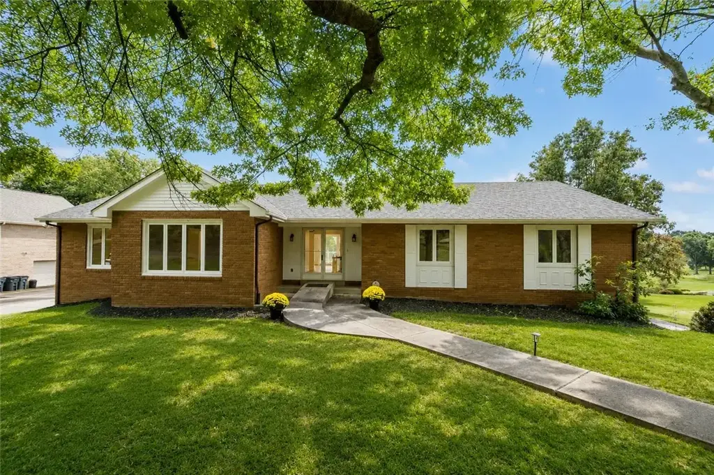 2343 Golfview Drive , Upper St Clair