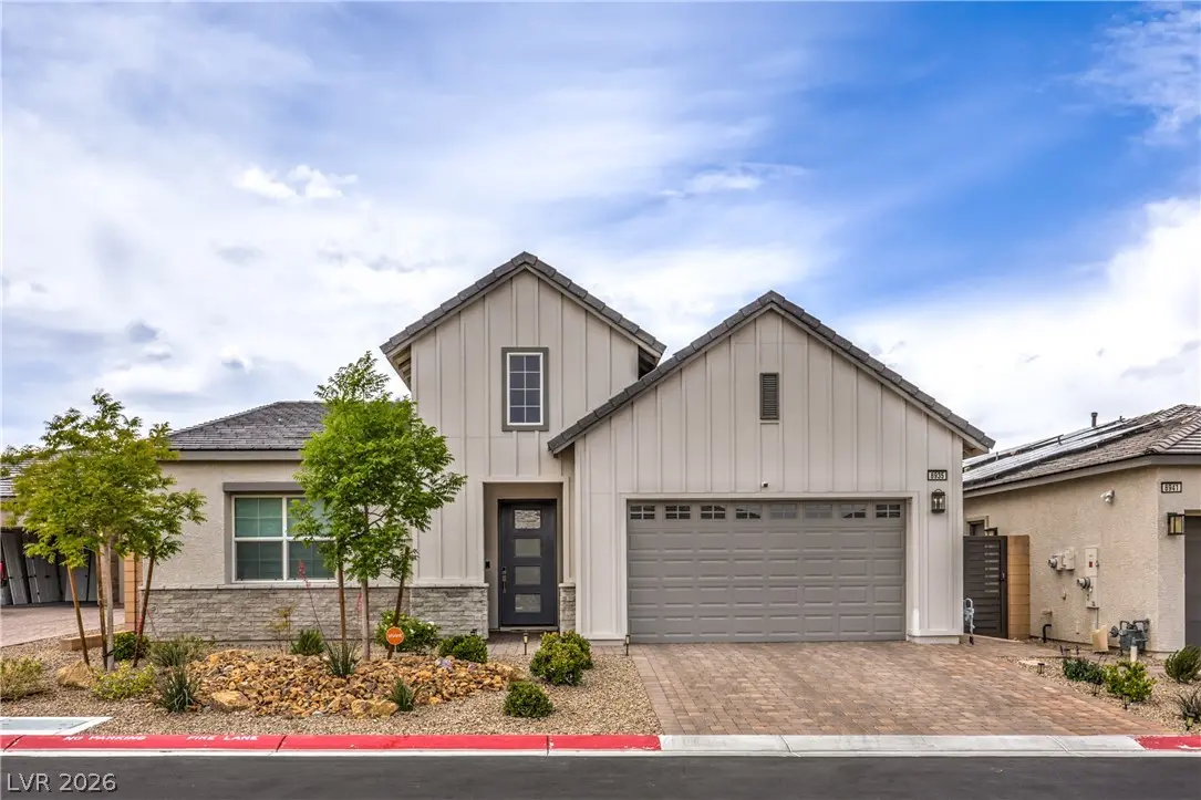 8935 Cassia Winds Street, Las Vegas