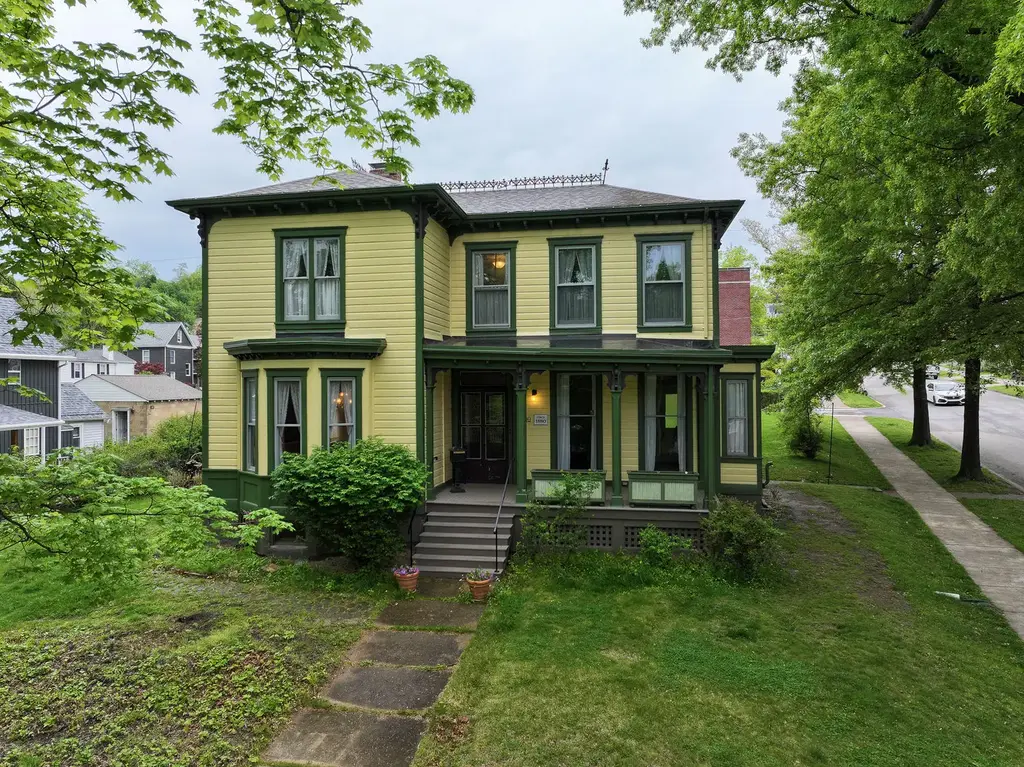 700 4th Street, Oakmont
