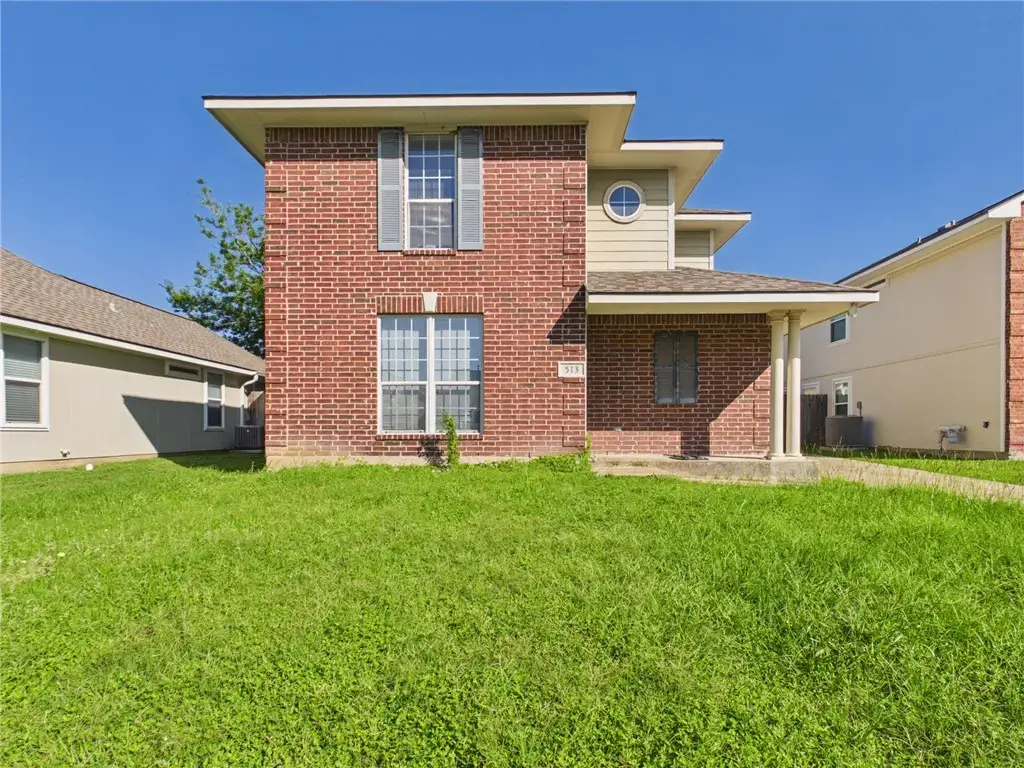 513 Camp Court N, College Station