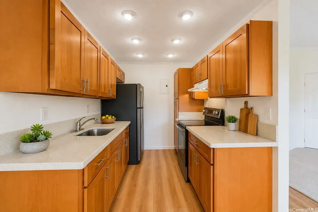 94-1139 Mopua Loop # J5, Waipahu
