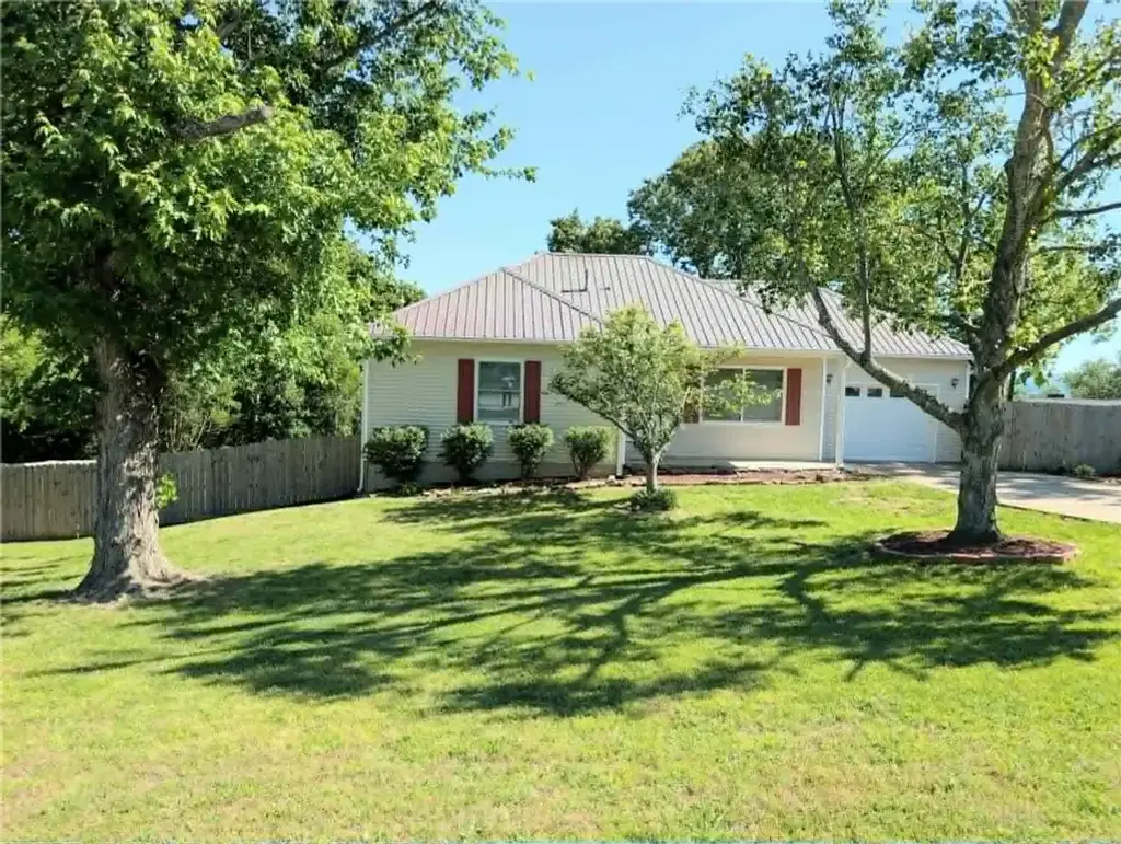 1861 Shellie Lane, Harrison