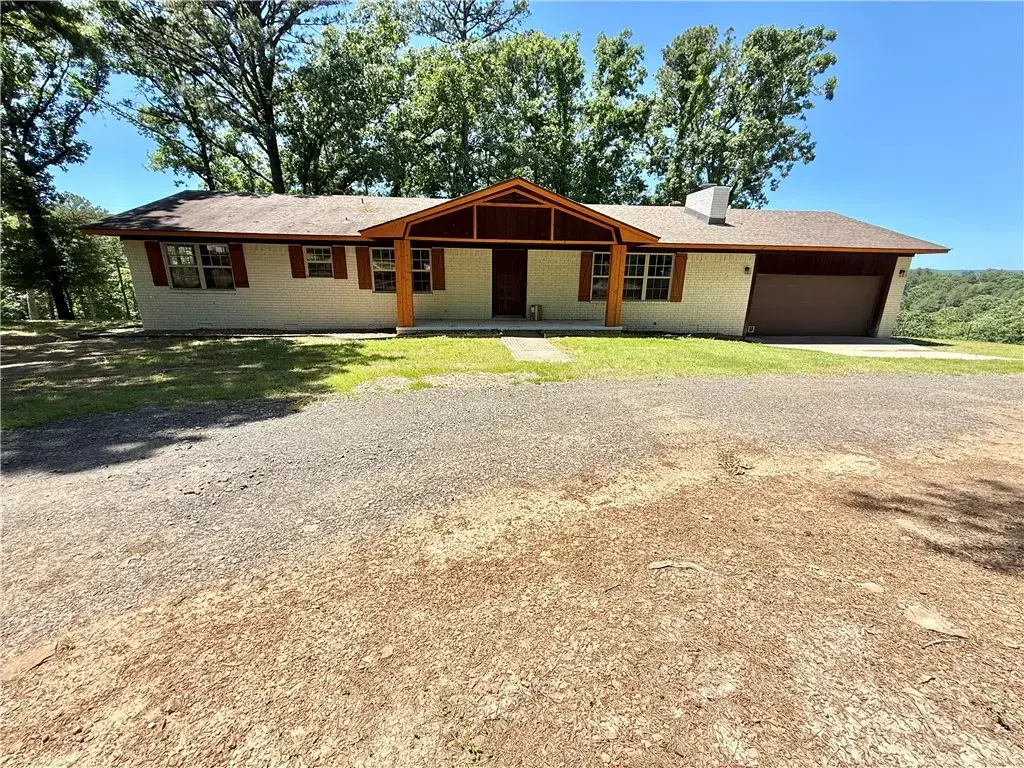 1725 Quail Hollow Road, Dover
