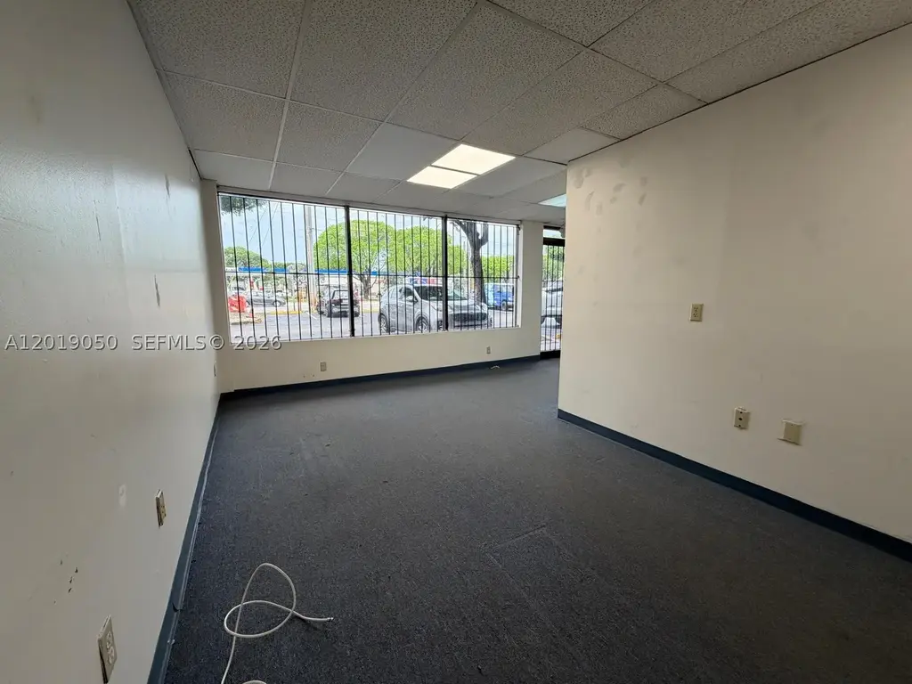 2501 Nw 72nd Ave 2501-b, Miami