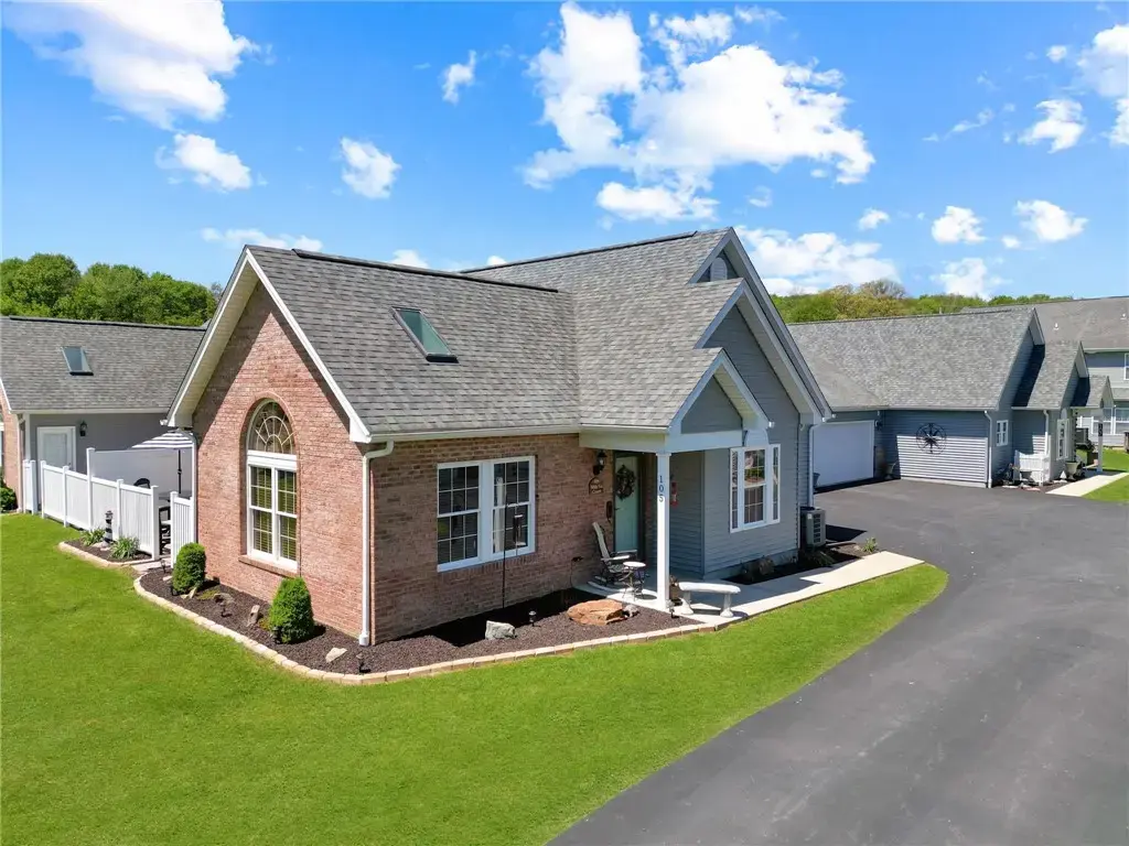105 White Fox Court , North Sewickley