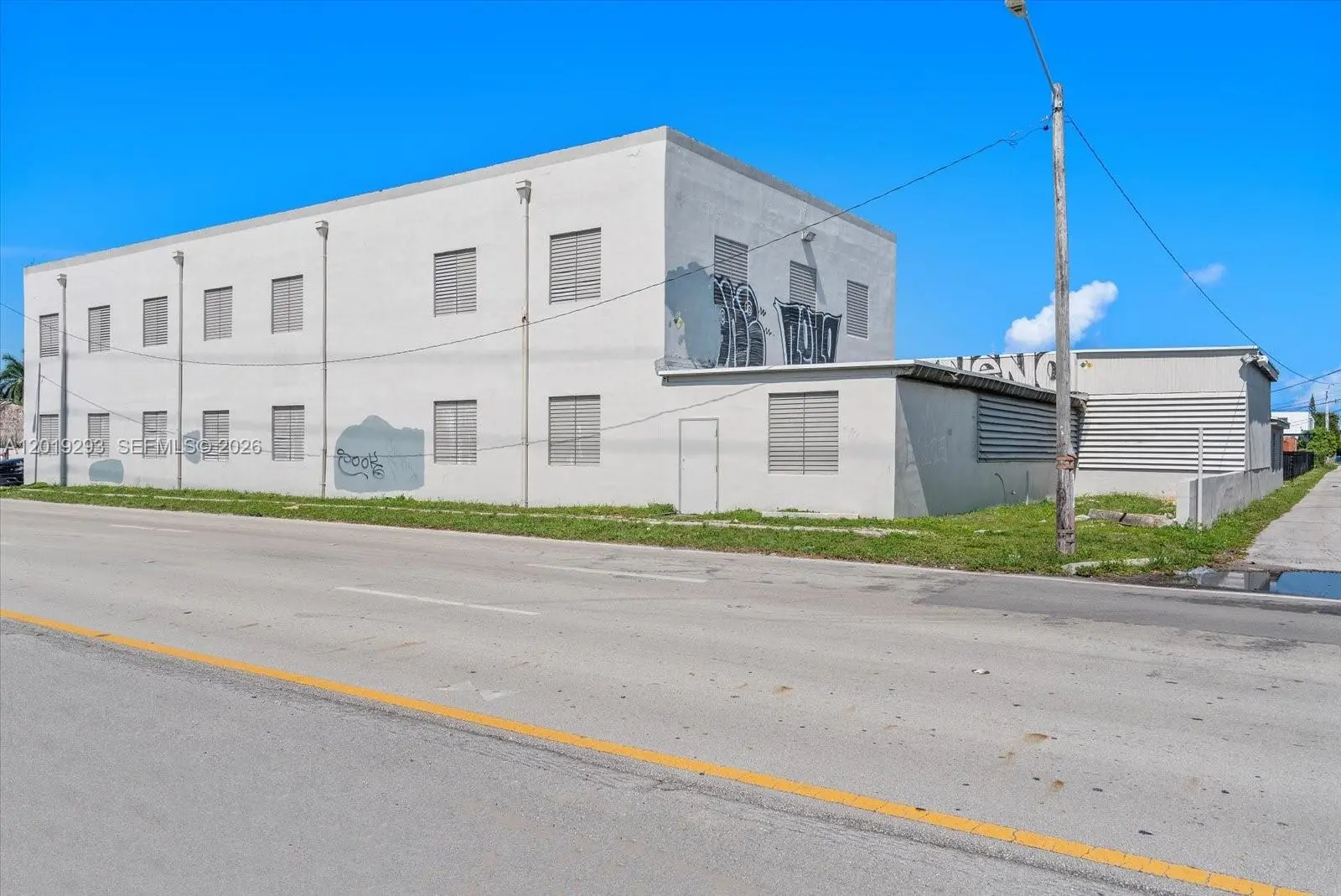 3 of 9 - 2040 Liberty Street, Hollywood, FL