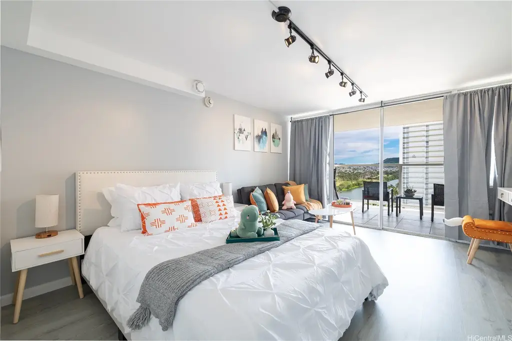 (unit #1603) 445 Seaside Avenue, Honolulu
