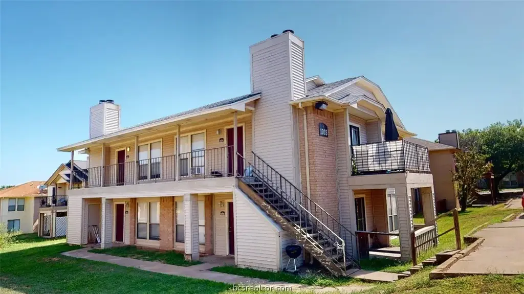 1005 Spring Loop D, College Station