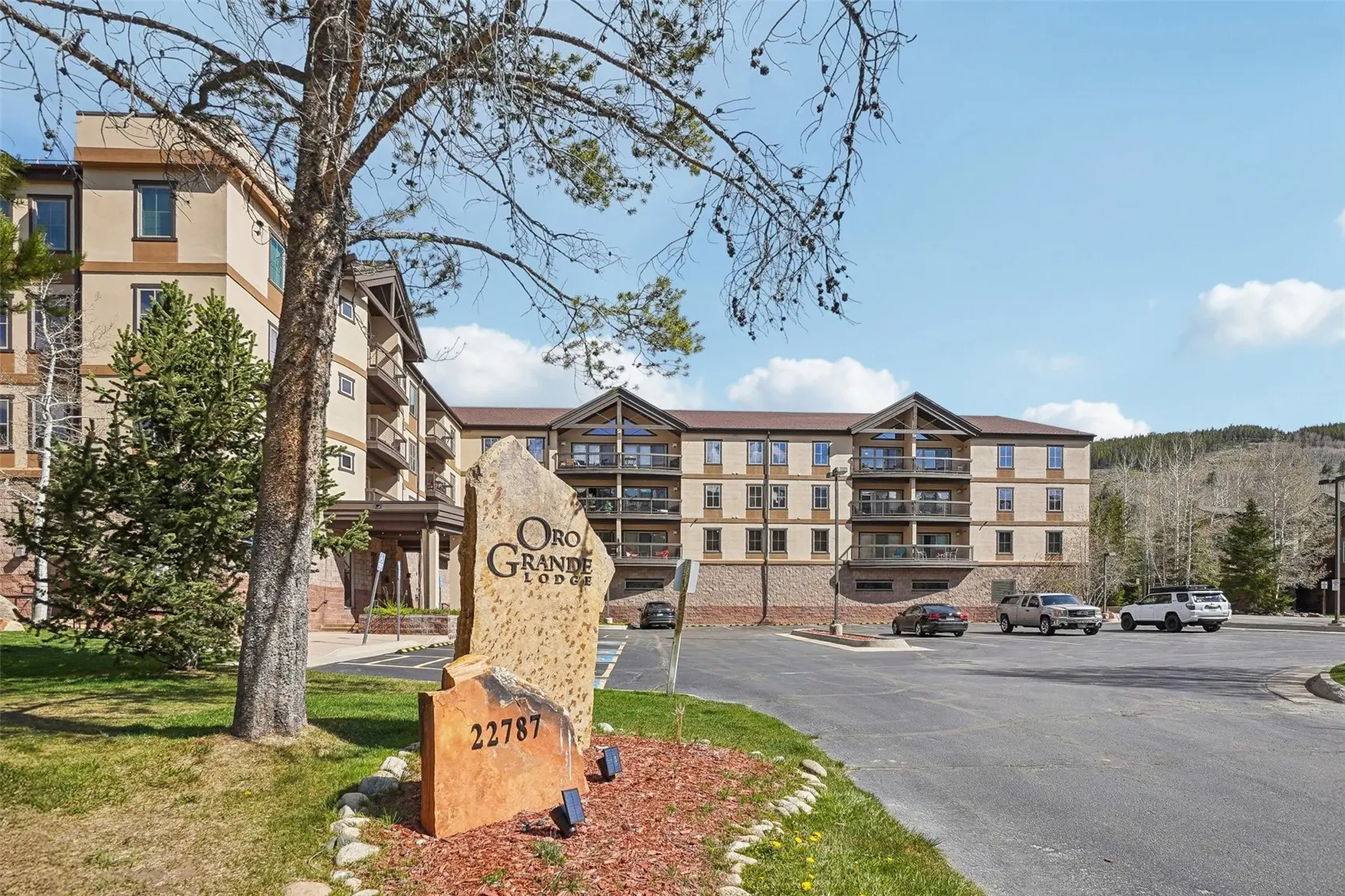 22787 Us Highway 6 302, Keystone