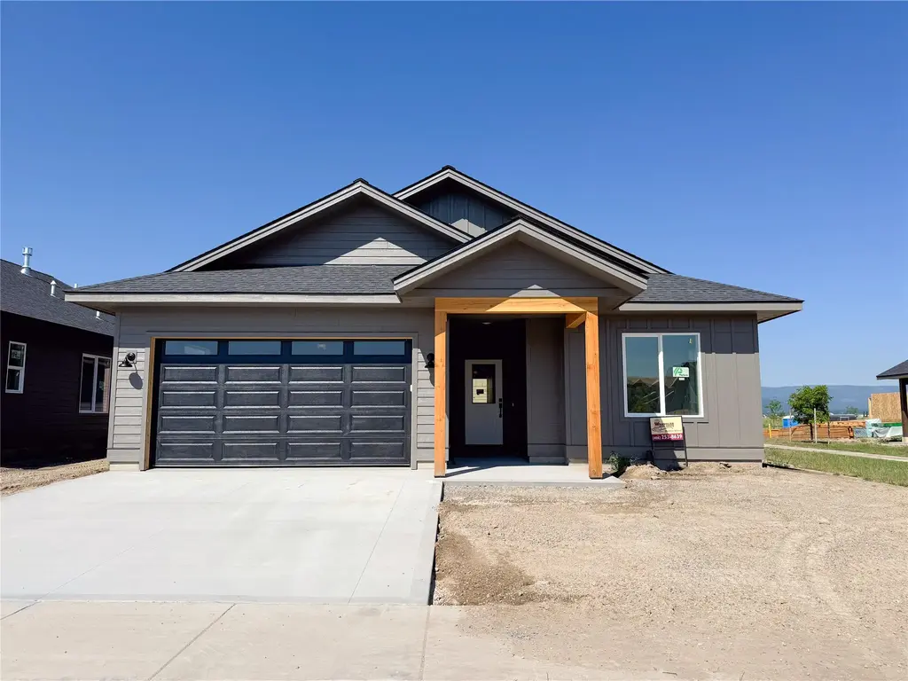 820 Rivet Way, Kalispell