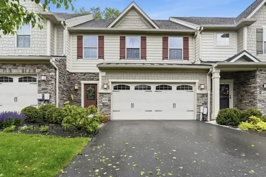 475 Fairmont Drive , Marshall