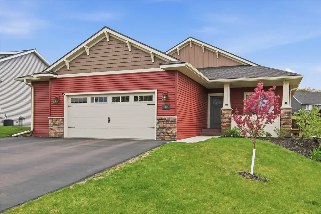 6401 Aspen Ridge Drive, Eau Claire
