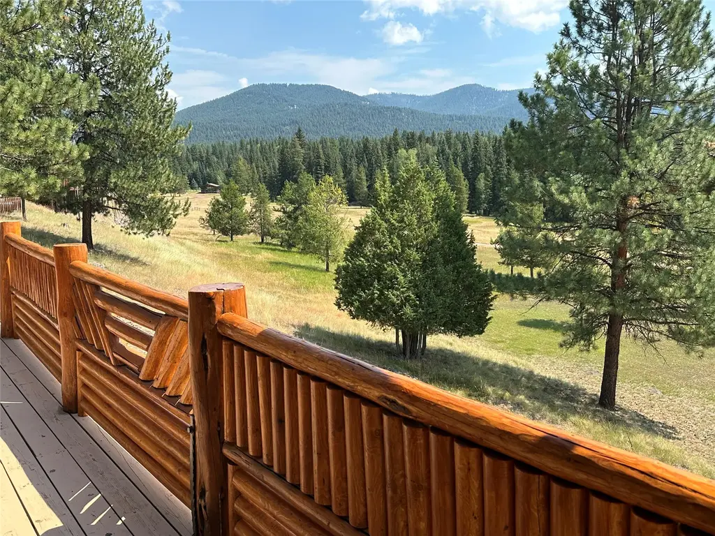 975 Whitetail Drive, Seeley Lake