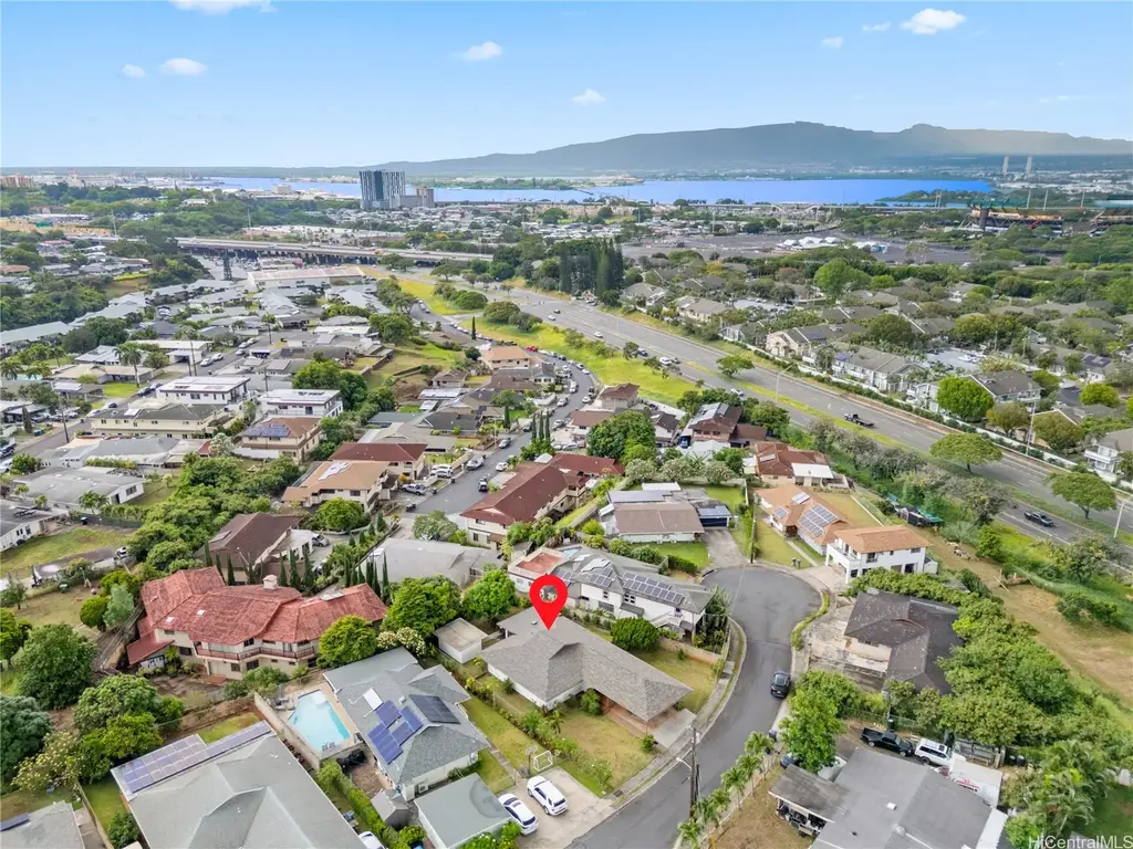 4529 Mahie Street, Honolulu