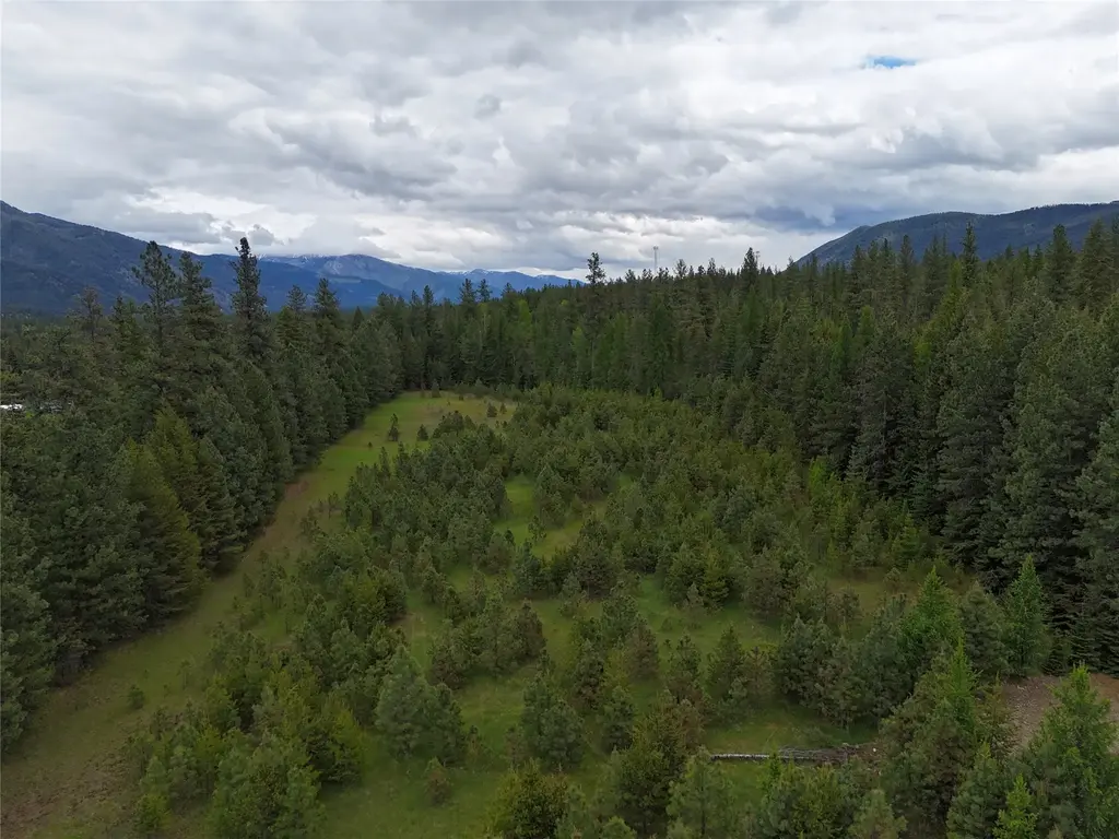 Nhn Old Cottonwood Lane, Trout Creek