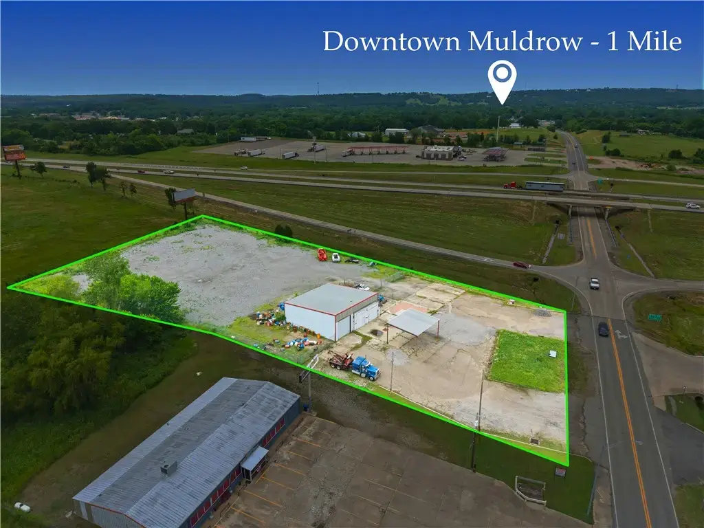 Interstate 40, Muldrow