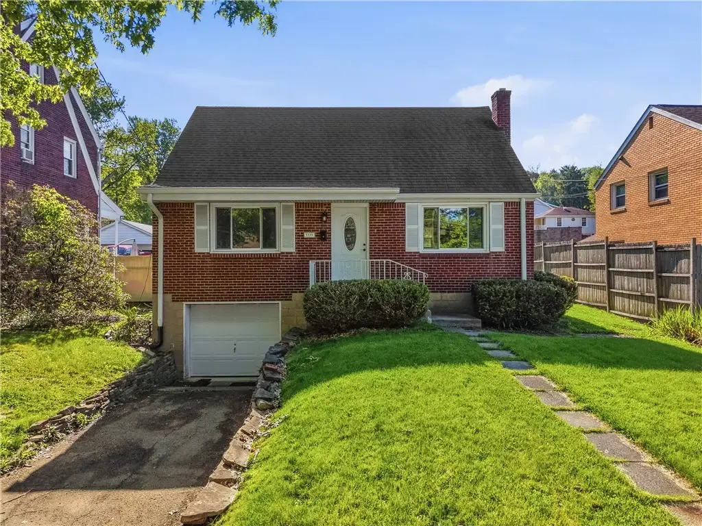 5512 3rd Street , Verona