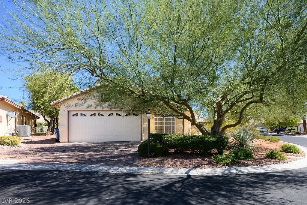 Photo of Listing #2782975