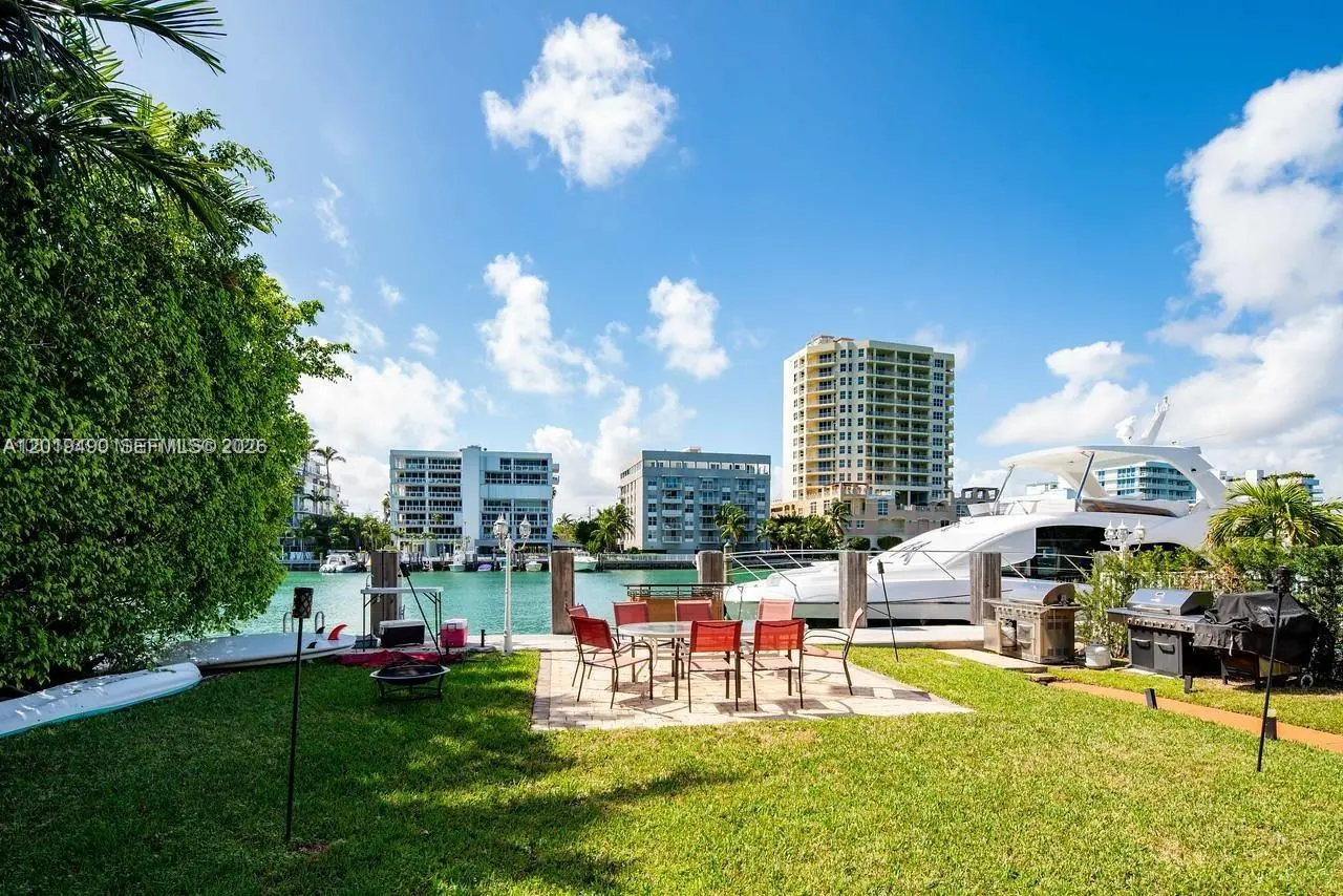 5 of 8 - 34 Bal Bay Drive, Bal Harbour, FL