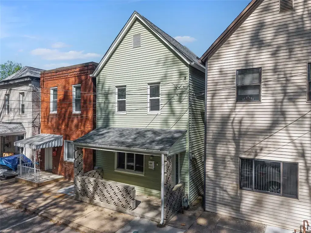 5611 Wickliff Street , Lawrenceville