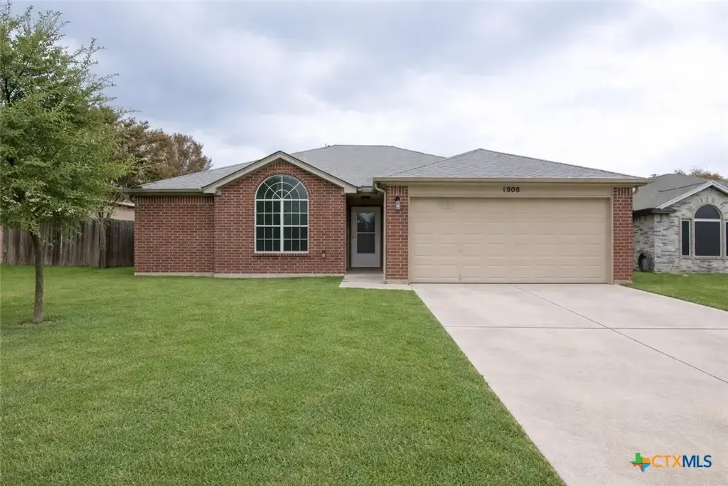 1908 Stratford Drive, Temple