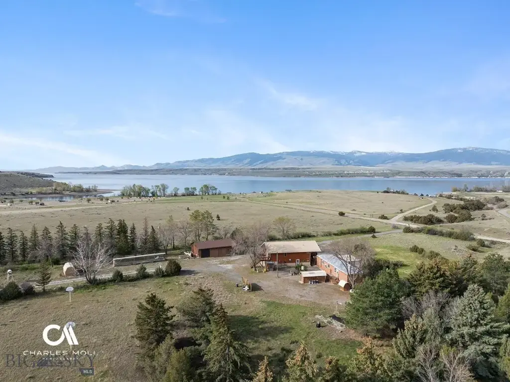 249 Goose Bay Lane, Townsend