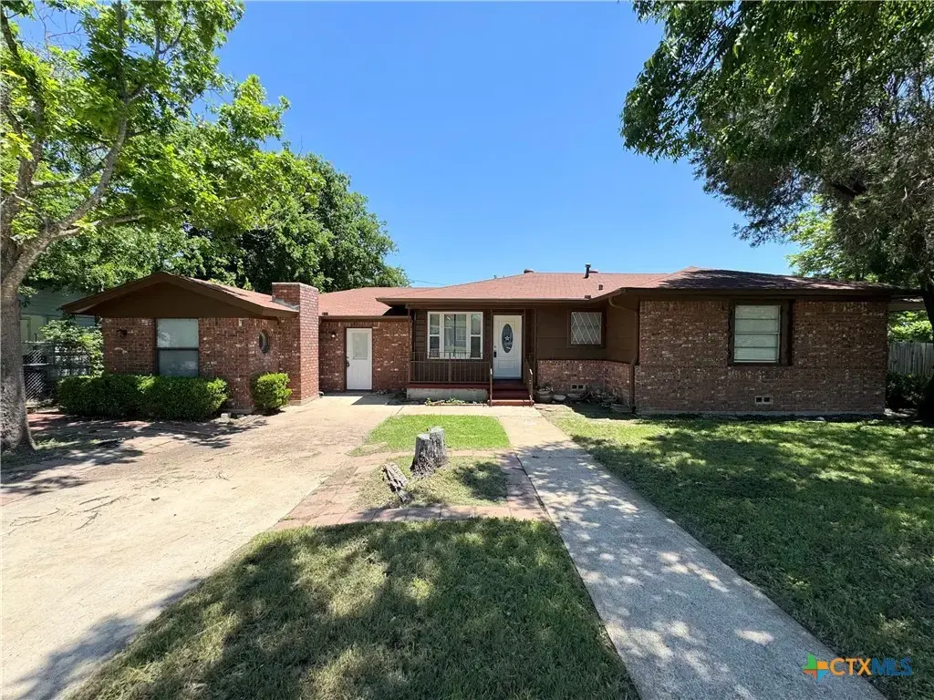 1009 S 3rd Street, Copperas Cove