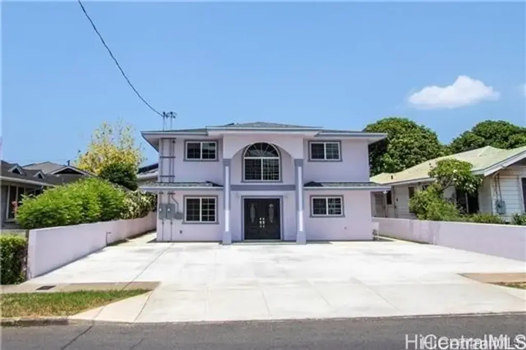 2137 Wilder Avenue # Downstairs, Honolulu