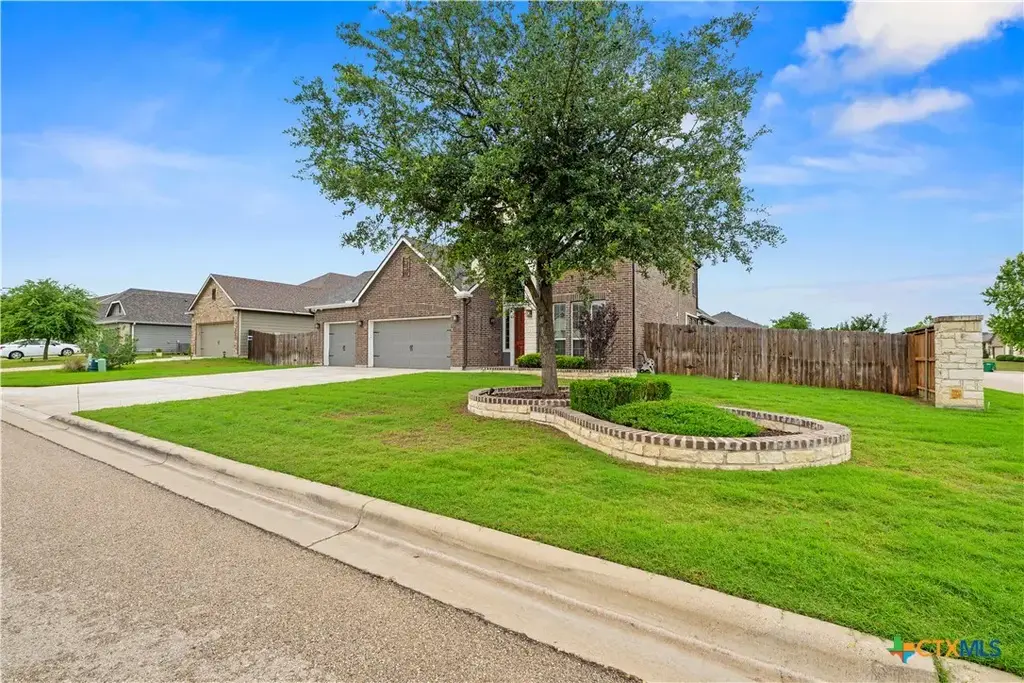 5353 Lancaster Drive, Belton