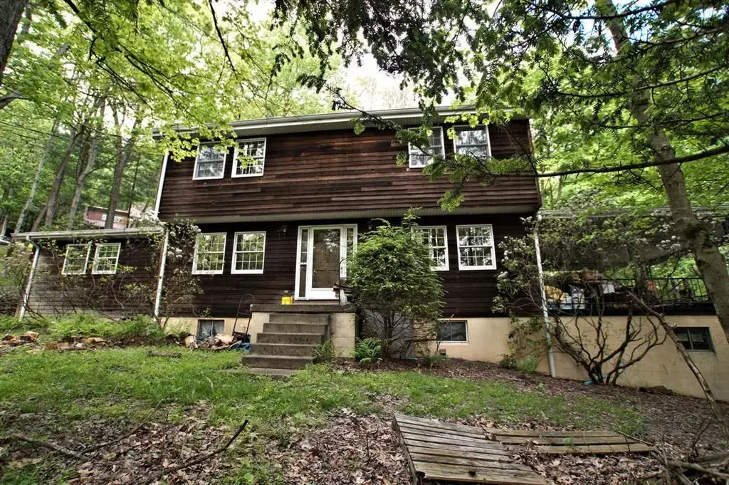 226 Echo Valley Road, Hempfield