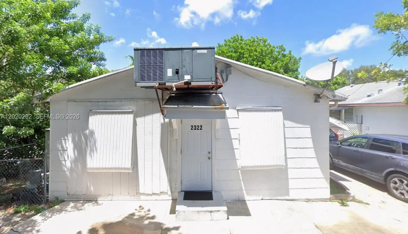 2 of 3 - 2322 Taft Street, Hollywood, FL