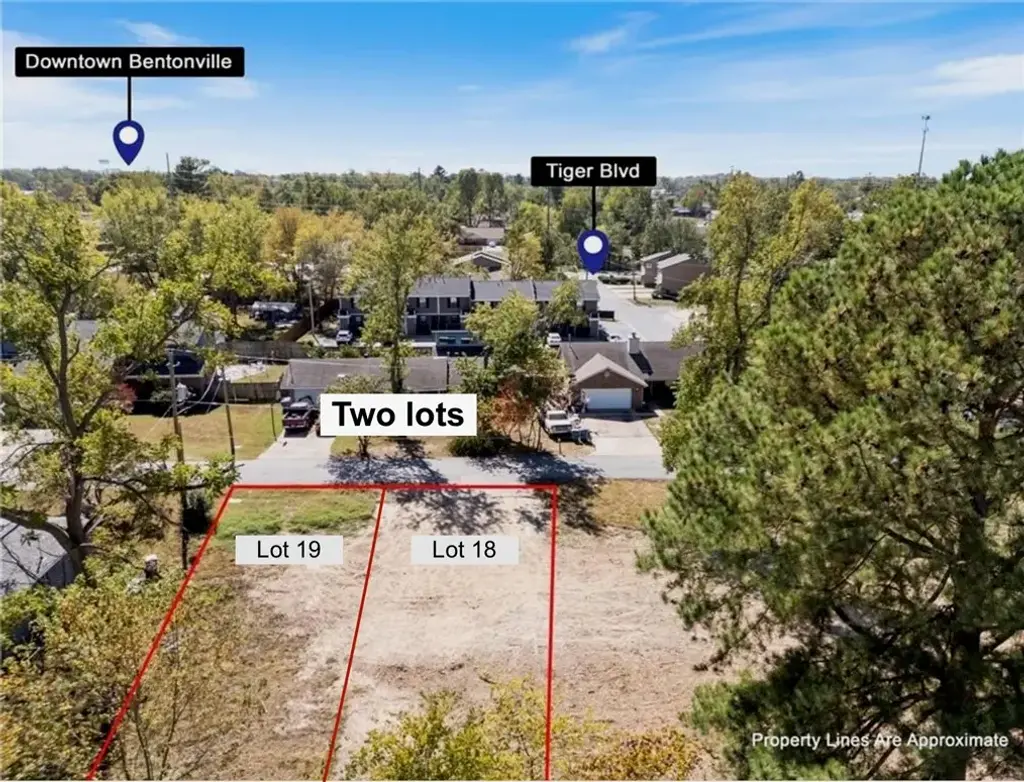 802 Nw 13th Street, Bentonville