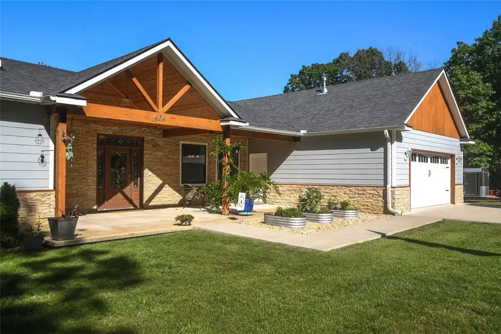 454 Whitetail Road, Kansas